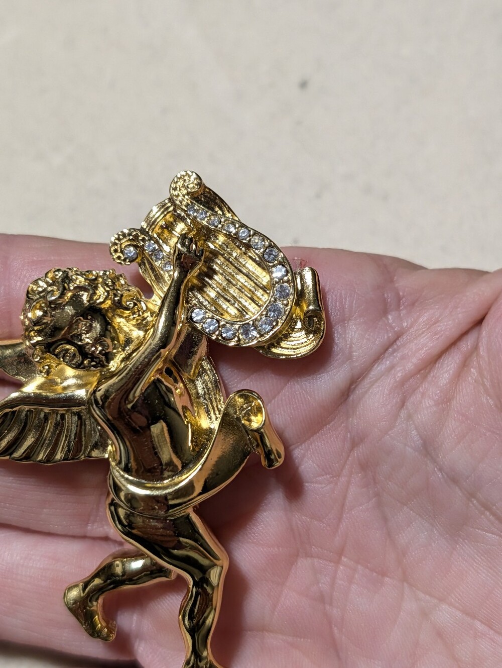 Givenchy Vintage Angel Pin Brooch Cherub Harp Rhinestone Gold Signed - Picture 7 of 14